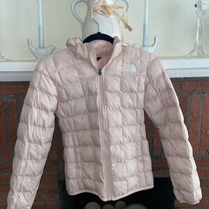 The North Face Kids Light Pink Puffer Jacket